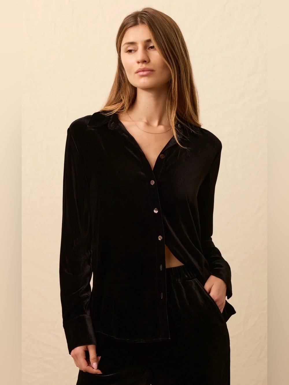 Faherty Stretch Silk Velvet Genevieve Shirt Black Size Large Button Front Blouse